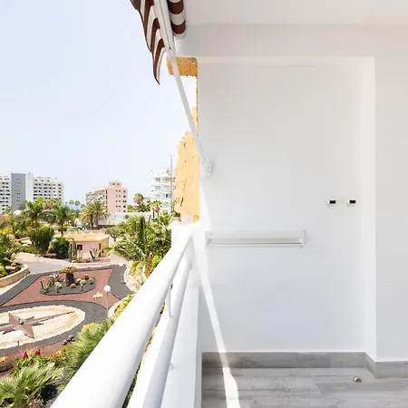 Home2book Charming Costa Adeje Appartement *